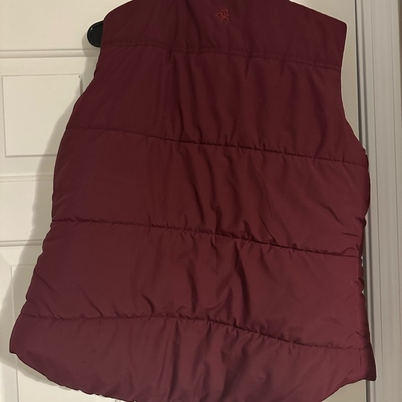 Legendary Whitetails Puffer Vest - Picture 6 of 6